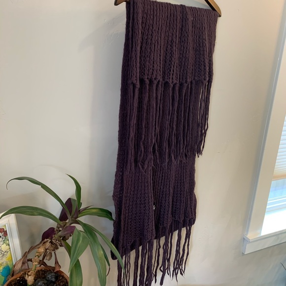 Oversized Wooden Ships Scarf! - Picture 5 of 5